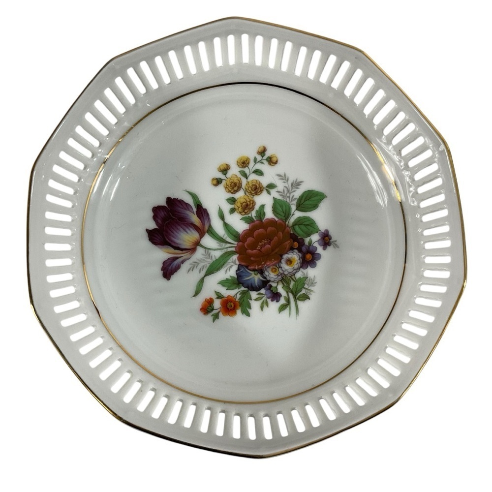 Vintage Schwarzenhammer Bavaria Reticulated Porcelain Bowl Floral Gold Trim 7.5”